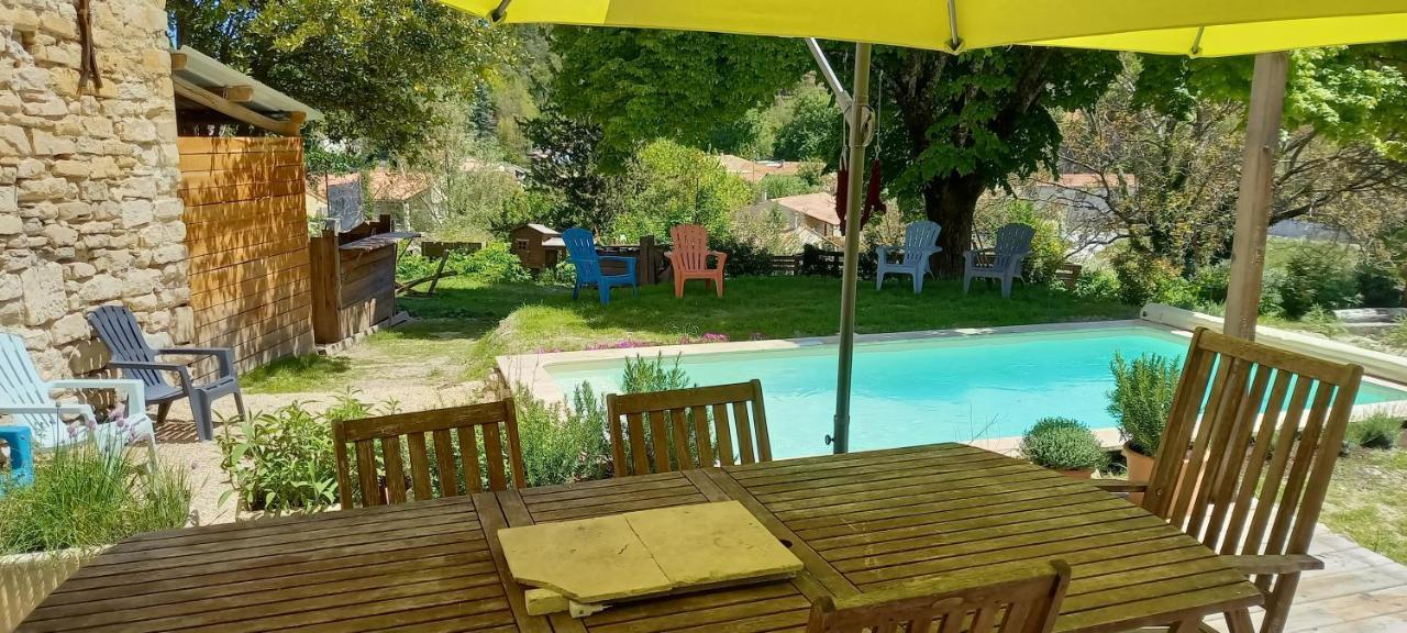 Chambre Du Tilleul - Charme, Confort Et Piscine Sigonce Buitenkant foto
